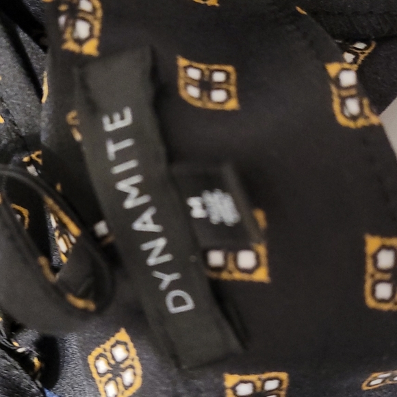 Silk blouse with funky pattern - Picture 3 of 3